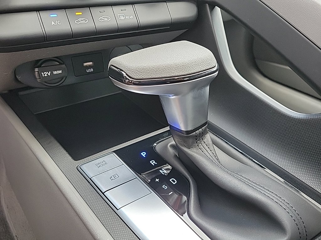 Thumbnail: 2024 Hyundai Elantra - 14
