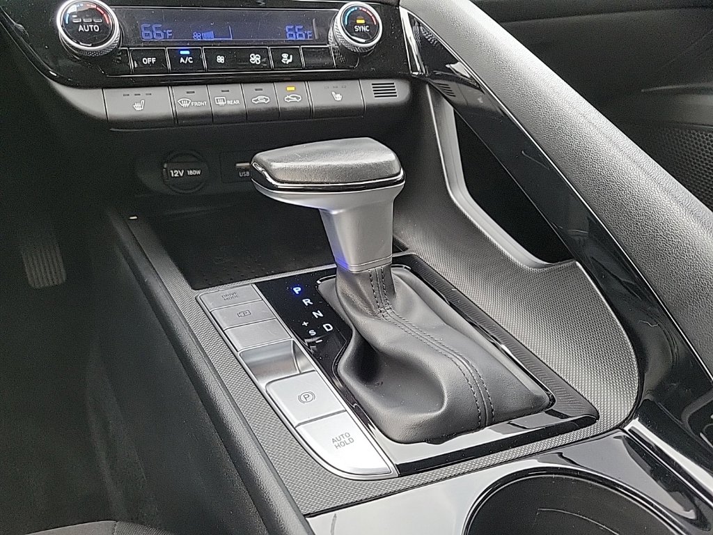 Thumbnail: 2023 Hyundai Elantra - 14