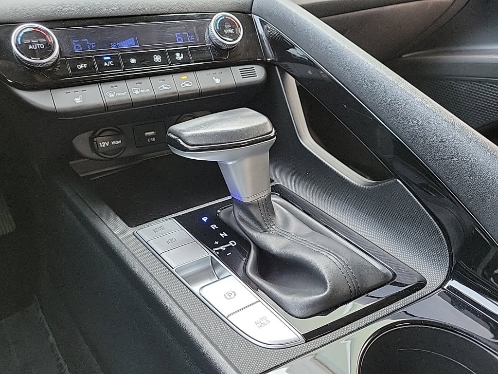 Thumbnail: 2023 Hyundai Elantra - 14