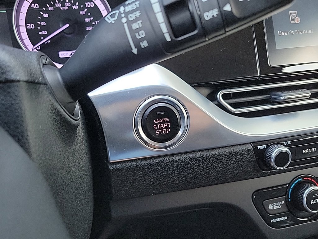 Thumbnail: 2020 Kia Niro - 25