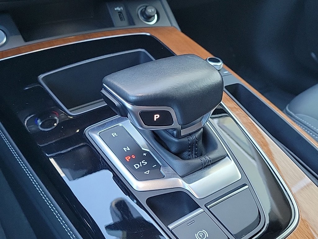 Thumbnail: 2021 Audi Q5 - 27