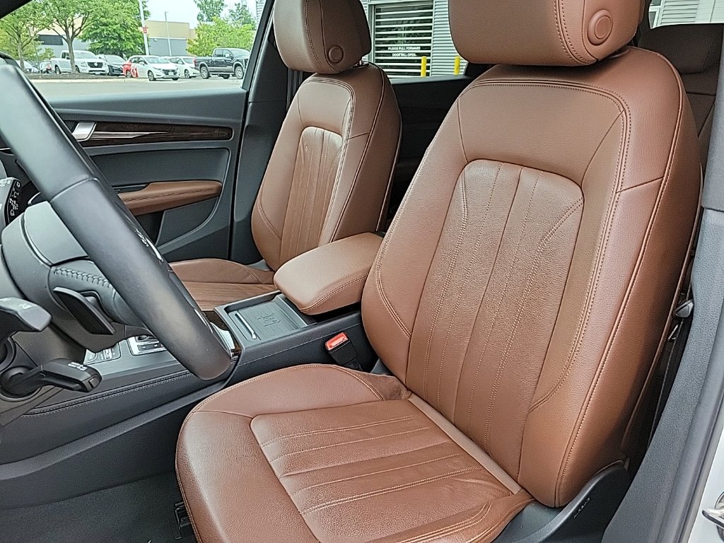 Thumbnail: 2019 Audi Q5 - 10