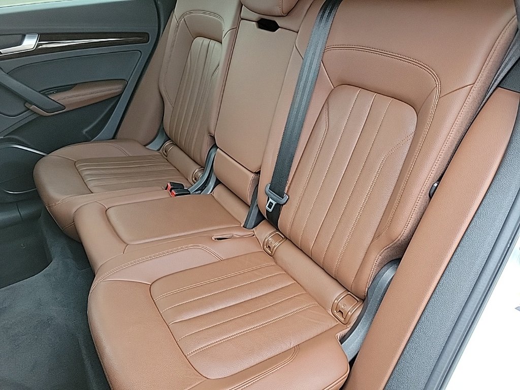 Thumbnail: 2019 Audi Q5 - 12