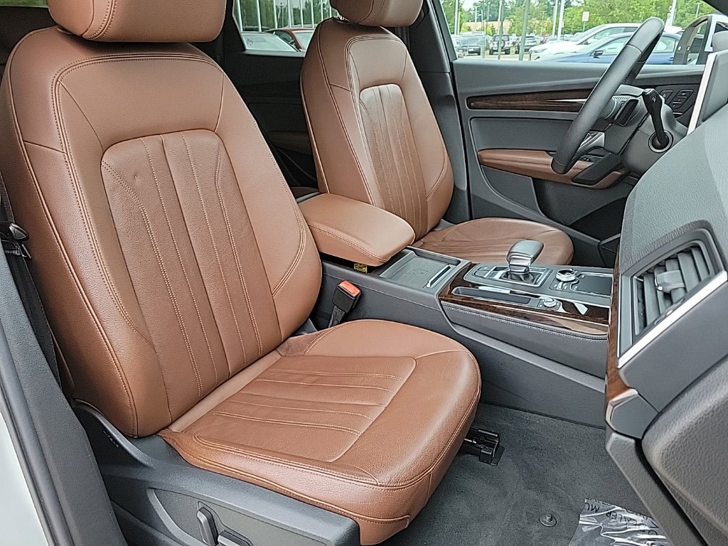 Thumbnail: 2019 Audi Q5 - 11