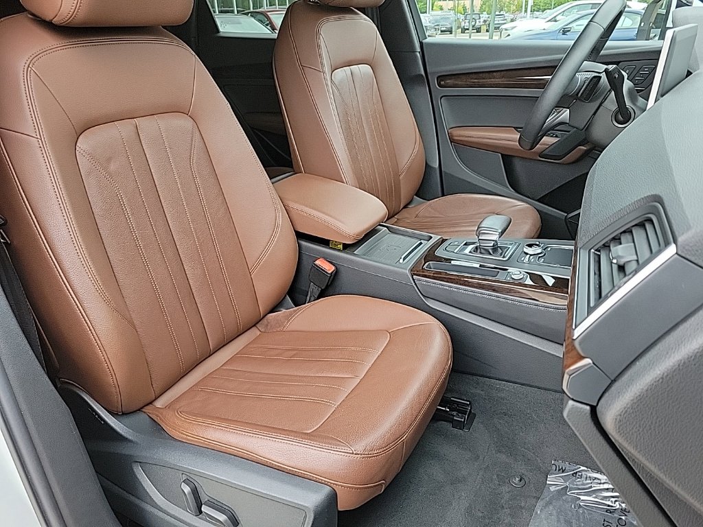 Thumbnail: 2019 Audi Q5 - 24