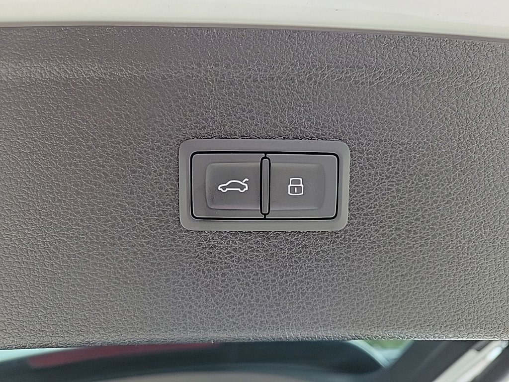 Thumbnail: 2019 Audi Q5 - 25