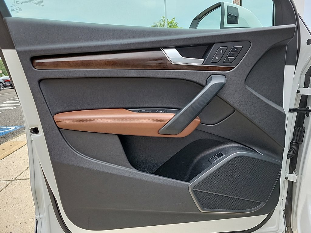 Thumbnail: 2019 Audi Q5 - 31