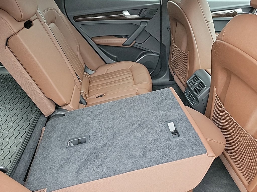 Thumbnail: 2019 Audi Q5 - 23