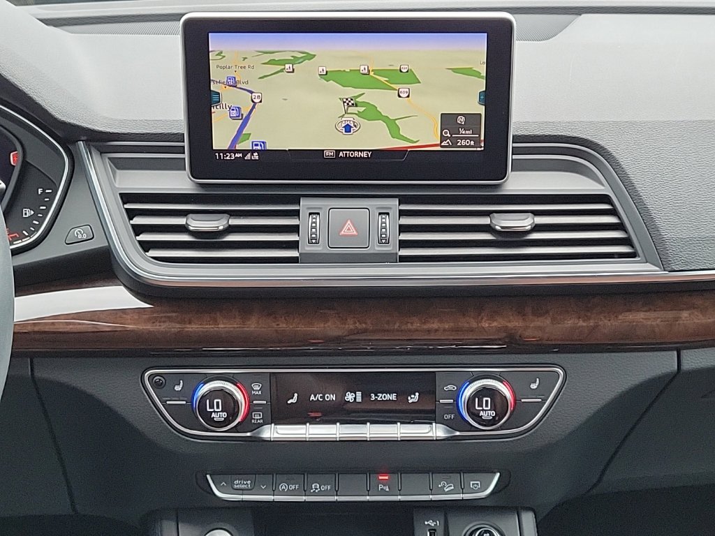 Thumbnail: 2019 Audi Q5 - 13