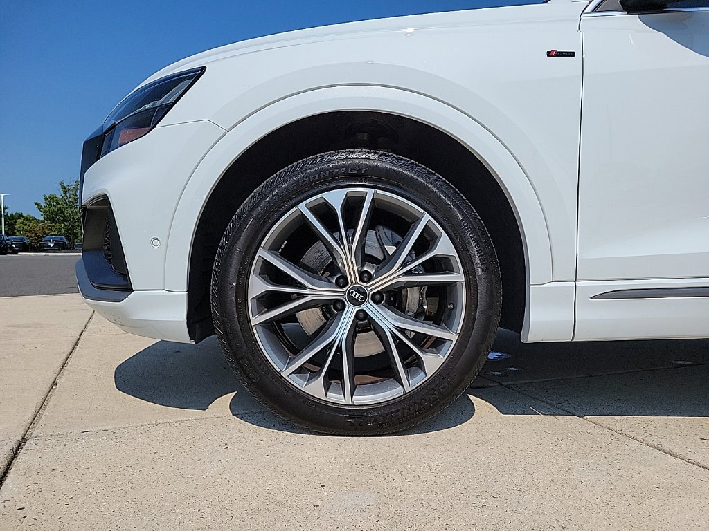 Thumbnail: 2021 Audi Q8 - 7