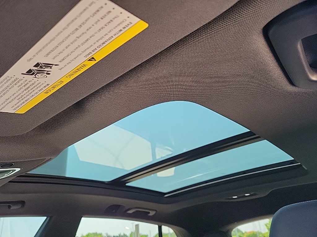 Thumbnail: 2021 Audi Q8 - 34