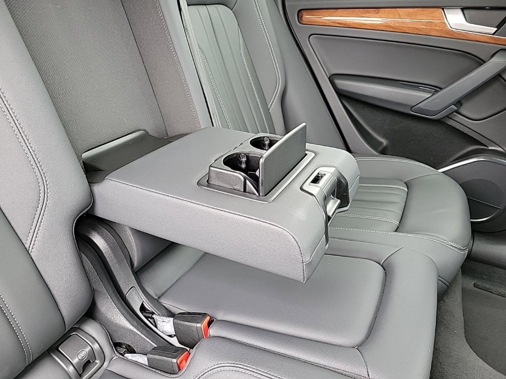 Thumbnail: 2023 Audi Q5 - 22