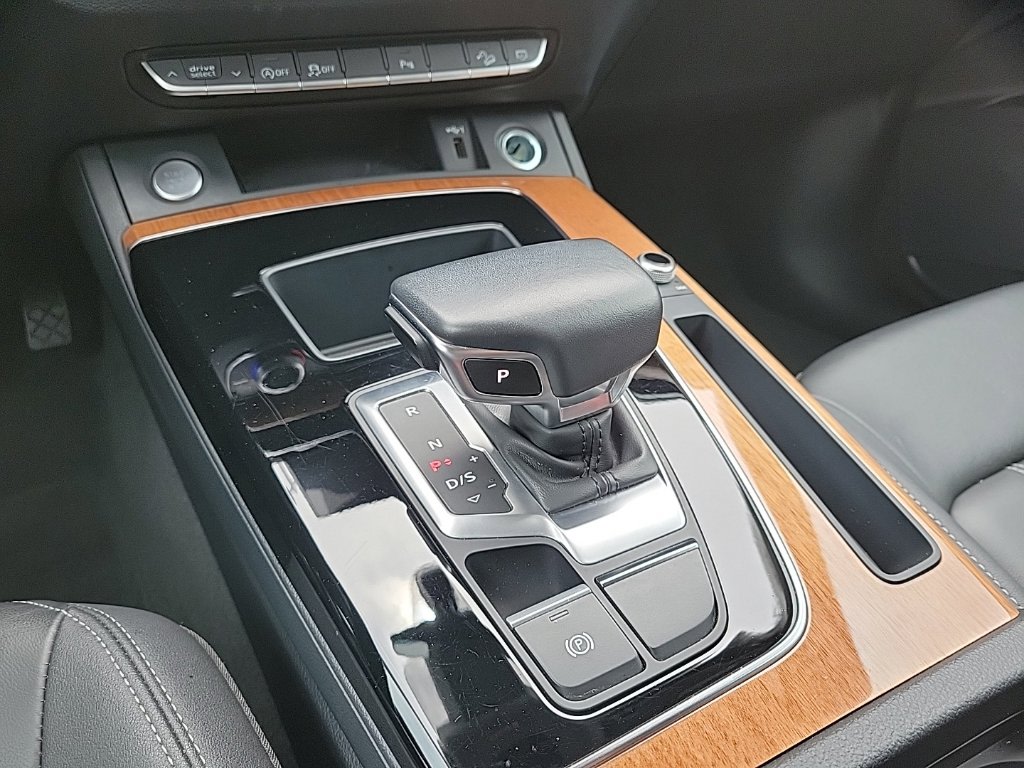 Thumbnail: 2023 Audi Q5 - 14