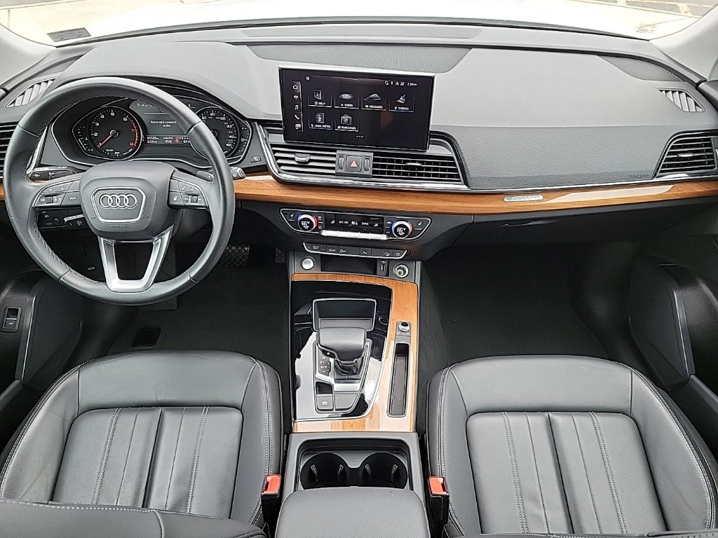 Thumbnail: 2023 Audi Q5 - 2