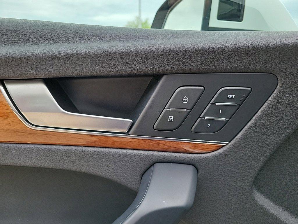 Thumbnail: 2023 Audi Q5 - 34