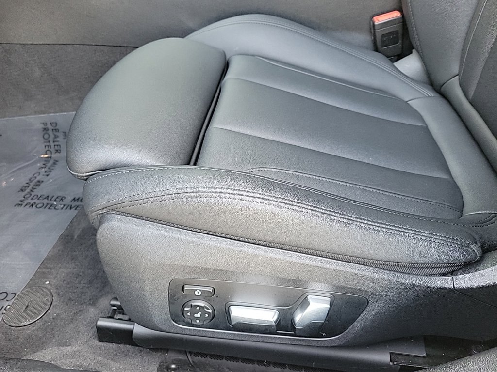 Thumbnail: 2019 BMW 3 Series - 22