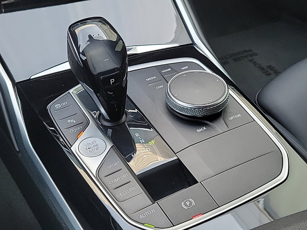 Thumbnail: 2019 BMW 3 Series - 14