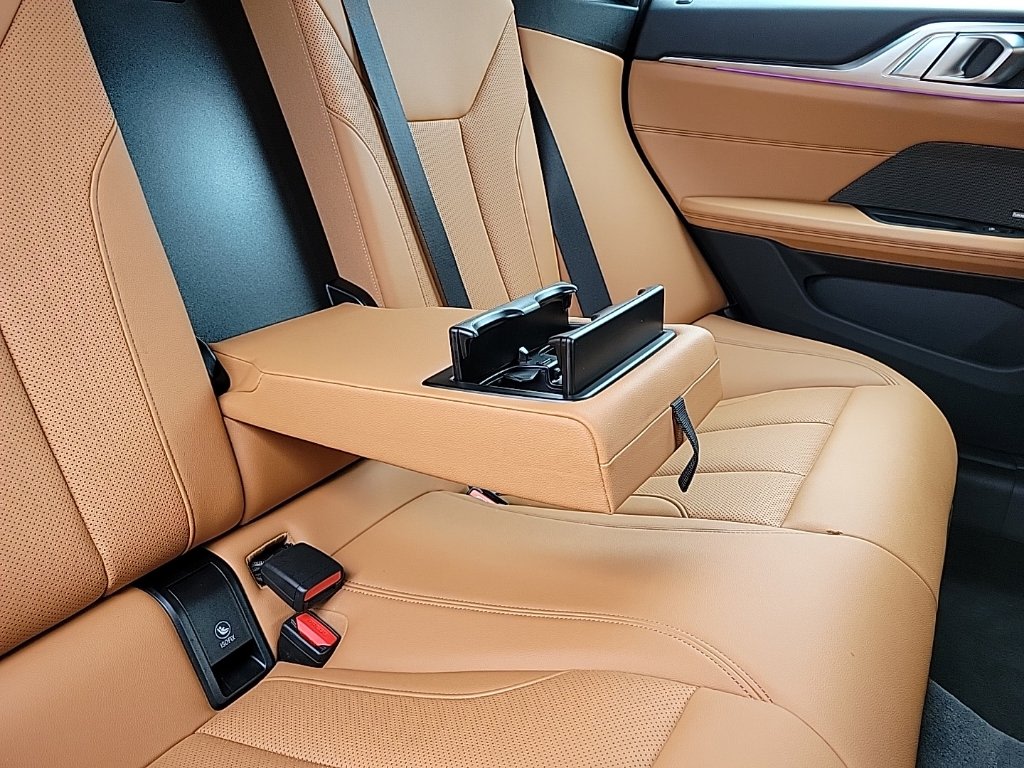 Thumbnail: 2023 BMW 4 Series - 11