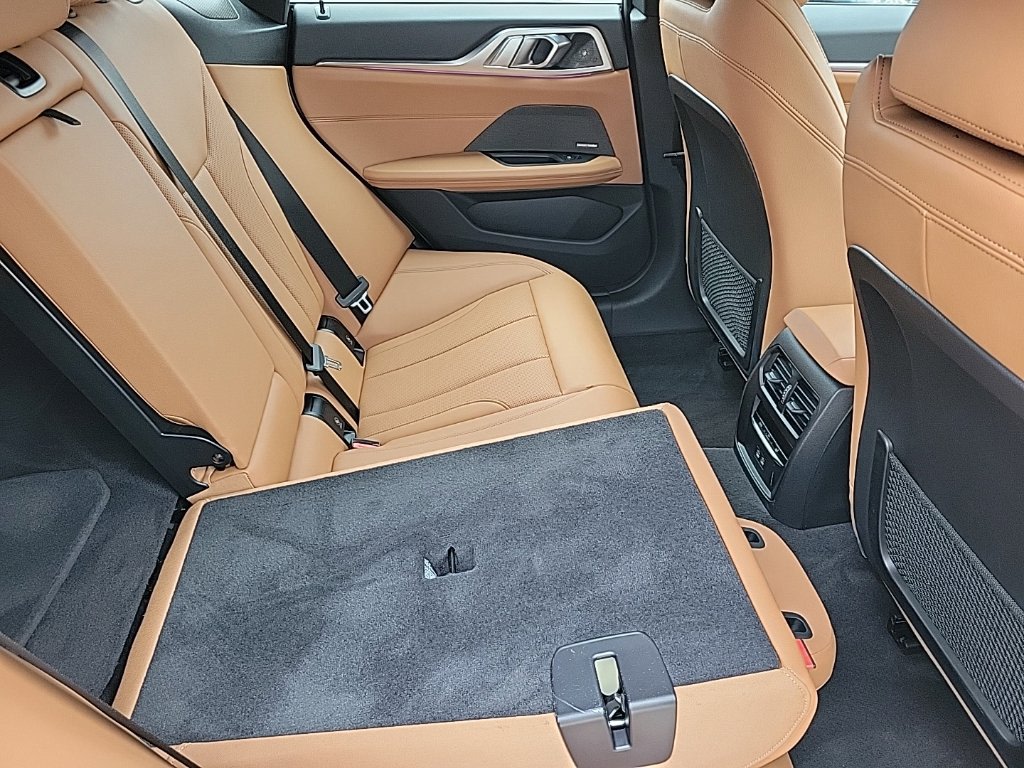 Thumbnail: 2023 BMW 4 Series - 21
