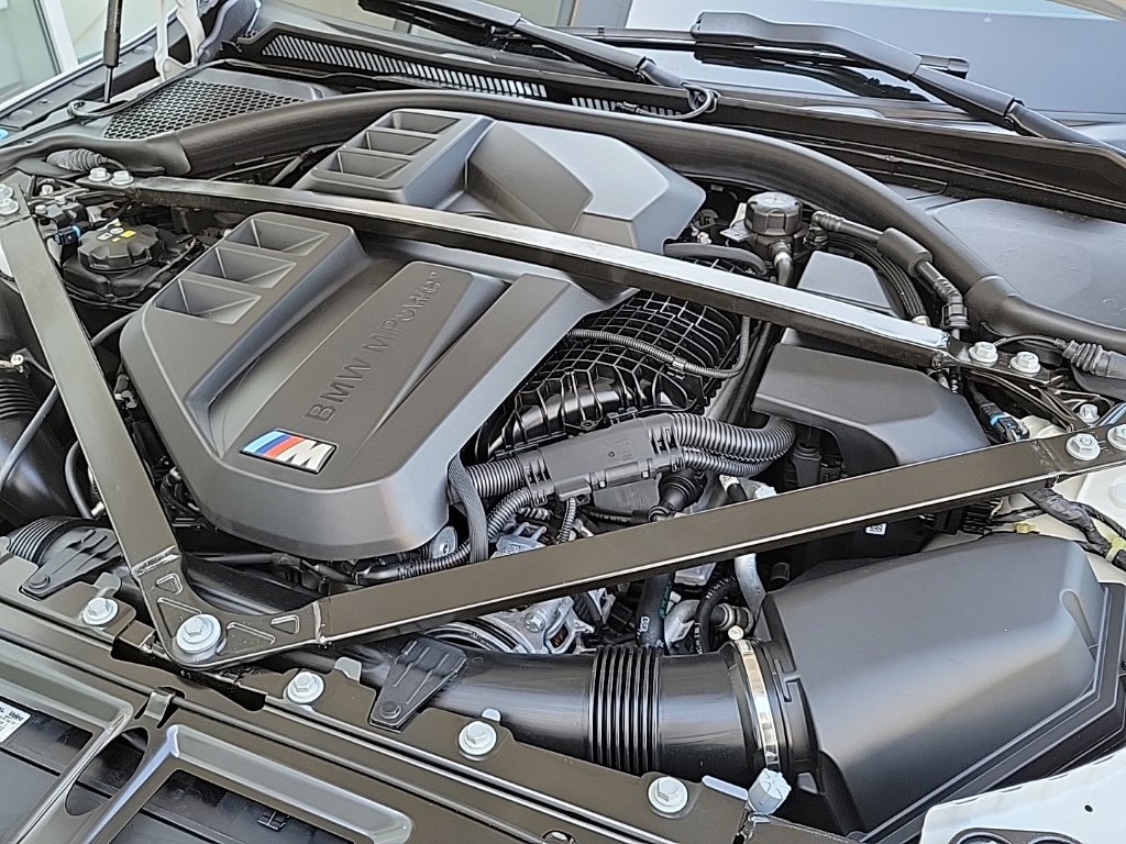 Thumbnail: 2025 BMW M4 - 7