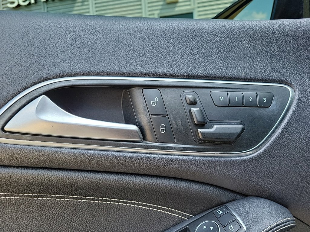 Thumbnail: 2014 Mercedes-Benz CLA - 28