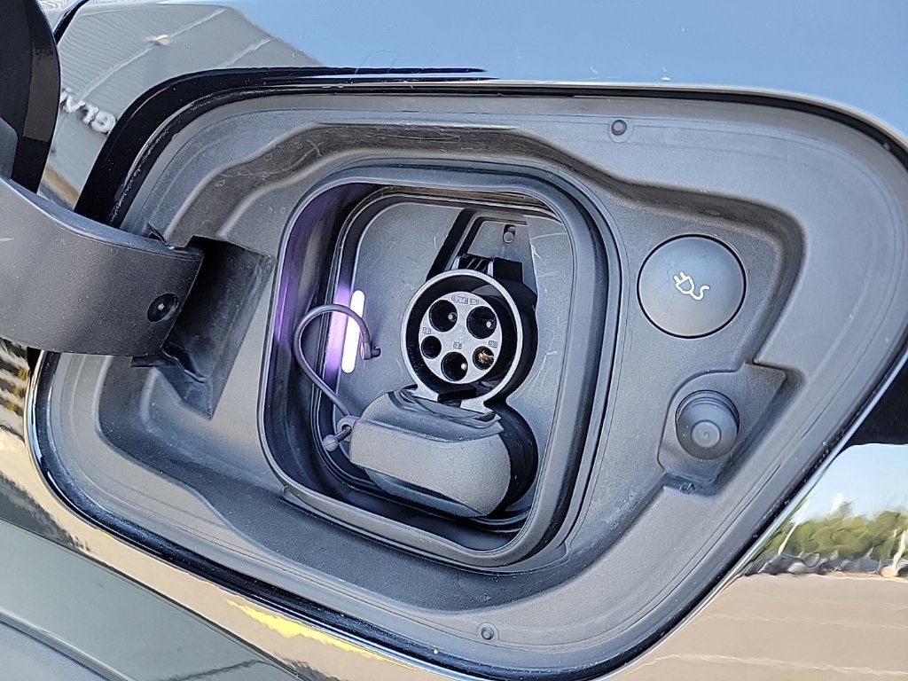 Thumbnail: 2021 Volvo XC40 - 19