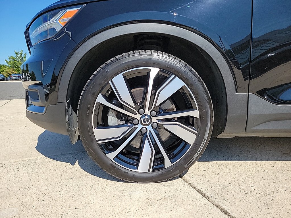 Thumbnail: 2021 Volvo XC40 - 7