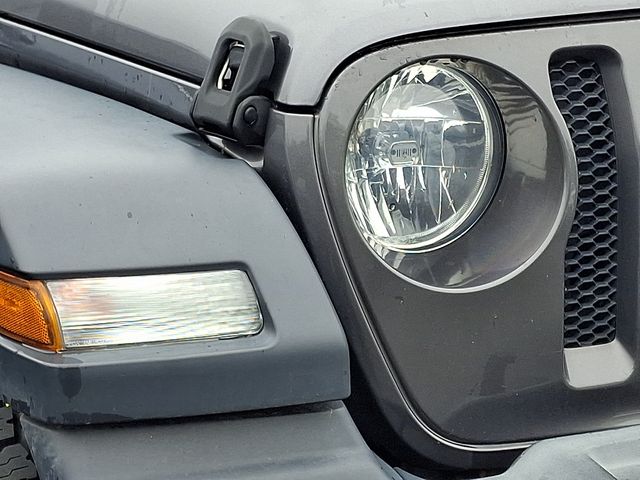 Thumbnail: 2019 Jeep Wrangler - 9