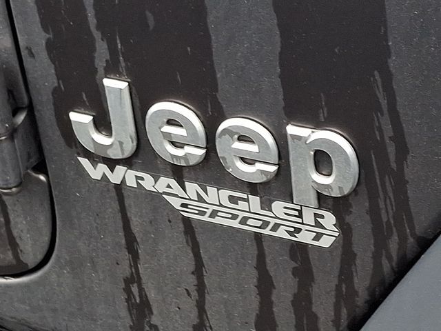 Thumbnail: 2019 Jeep Wrangler - 3