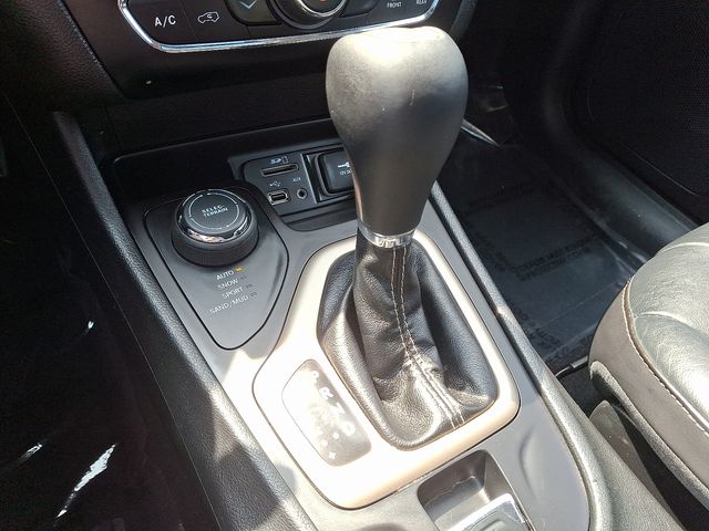 Thumbnail: 2016 Jeep Cherokee - 13