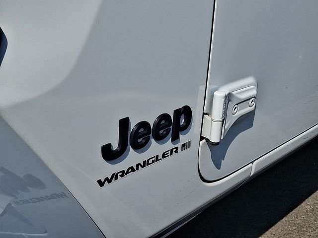 Thumbnail: 2025 Jeep Wrangler - 4
