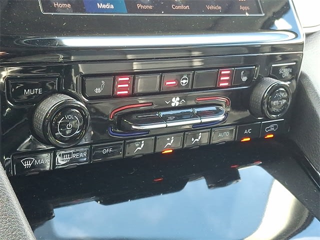 Thumbnail: 2021 Jeep Grand Cherokee L - 21