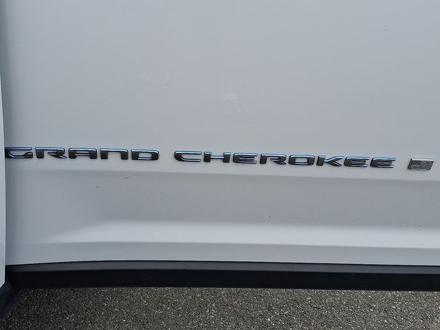 Thumbnail: 2024 Jeep Grand Cherokee - 30
