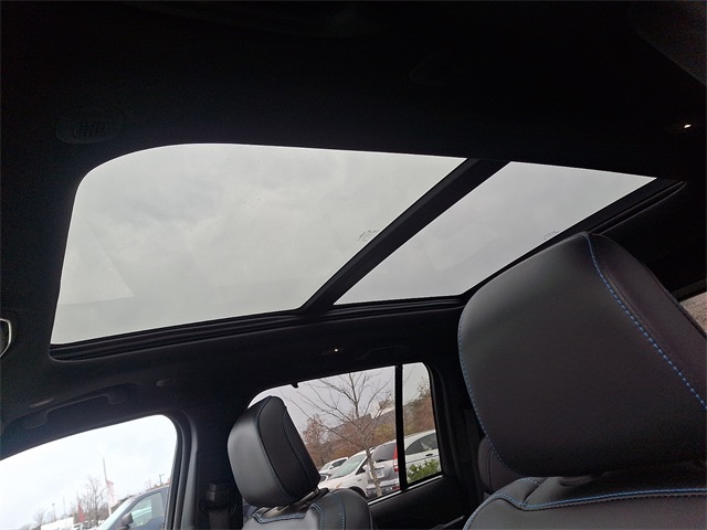 Thumbnail: 2024 Jeep Grand Cherokee - 19