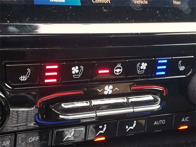 Thumbnail: 2024 Jeep Grand Cherokee - 29