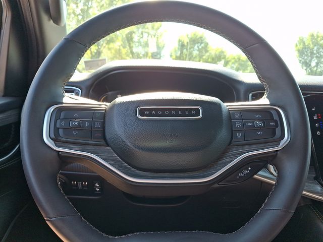 Thumbnail: 2024 Jeep Wagoneer - 23