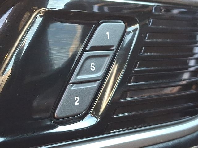 Thumbnail: 2024 Jeep Wagoneer - 30