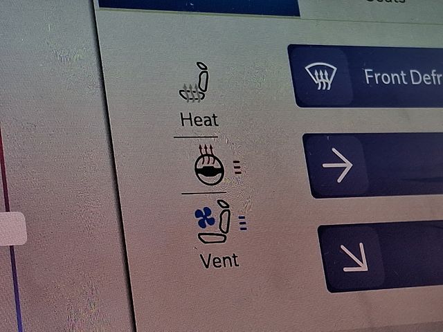 Thumbnail: 2024 Jeep Grand Wagoneer L - 13