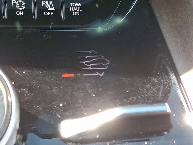 Thumbnail: 2024 Jeep Grand Wagoneer L - 32