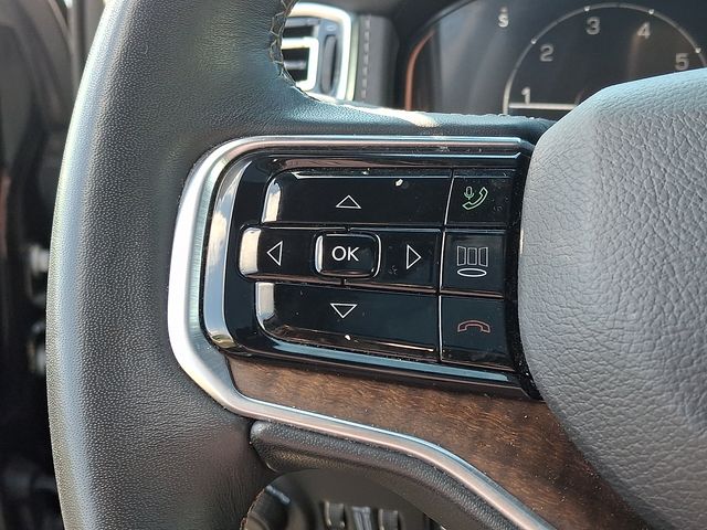 Thumbnail: 2024 Jeep Grand Wagoneer L - 26