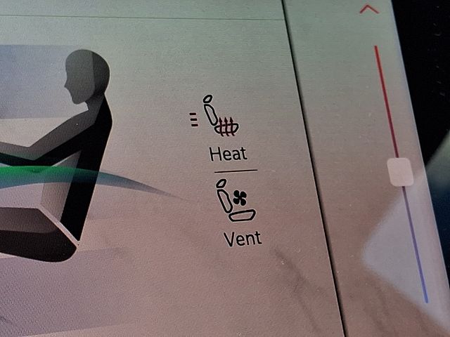 Thumbnail: 2024 Jeep Grand Wagoneer L - 12