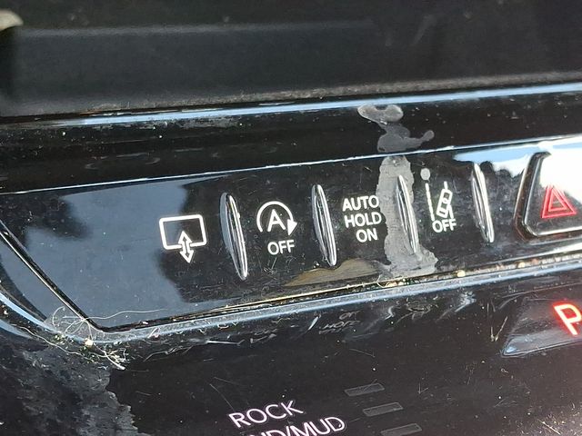 Thumbnail: 2024 Jeep Grand Wagoneer L - 30