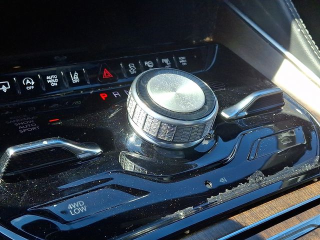 Thumbnail: 2024 Jeep Grand Wagoneer L - 5