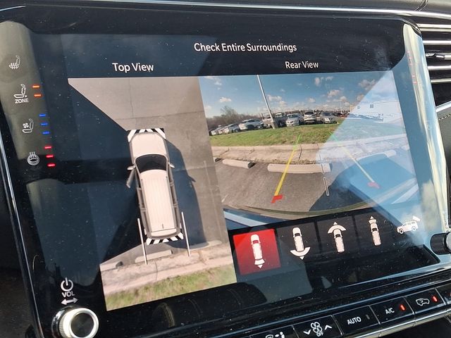 Thumbnail: 2024 Jeep Grand Wagoneer L - 24