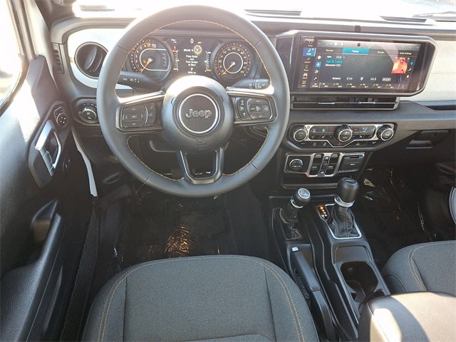 Thumbnail: 2024 Jeep Gladiator - 2