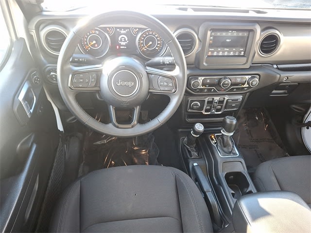 Thumbnail: 2023 Jeep Gladiator - 2