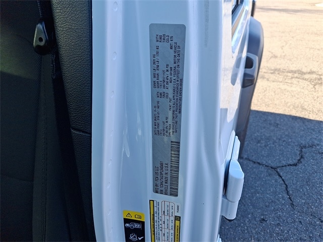 Thumbnail: 2023 Jeep Gladiator - 14