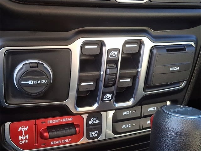 Thumbnail: 2022 Jeep Gladiator - 25