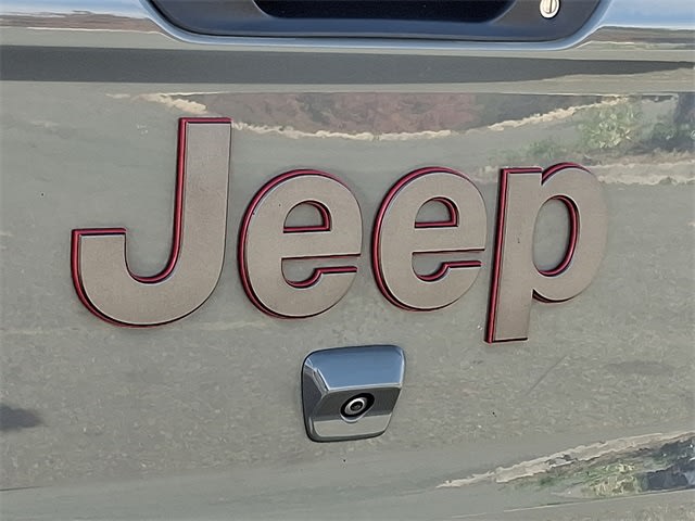 Thumbnail: 2022 Jeep Gladiator - 29