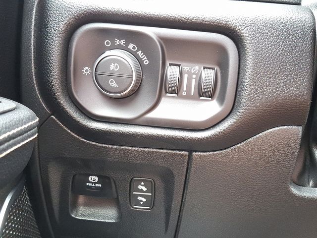 Thumbnail: 2026 RAM 1500 - 24